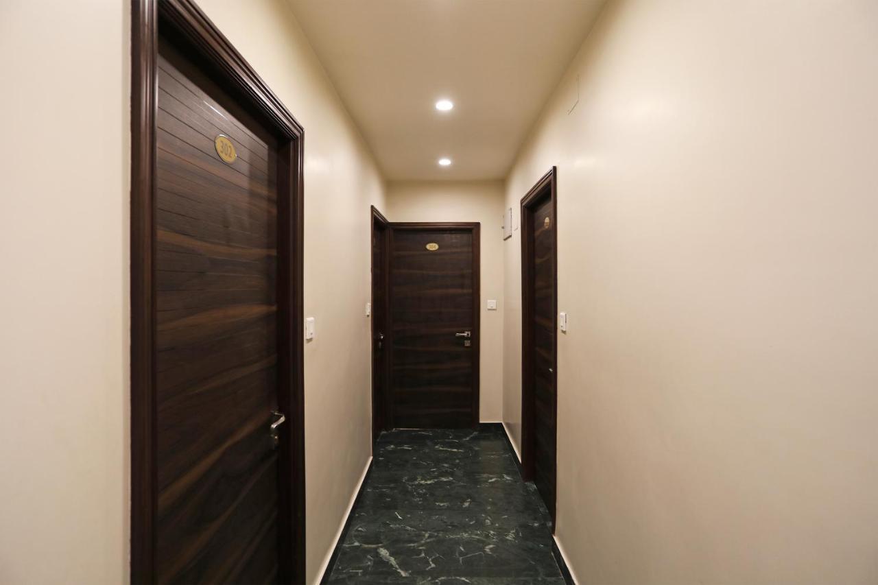 Capital O 8318 Beeu Guest House Liluāh Exterior foto