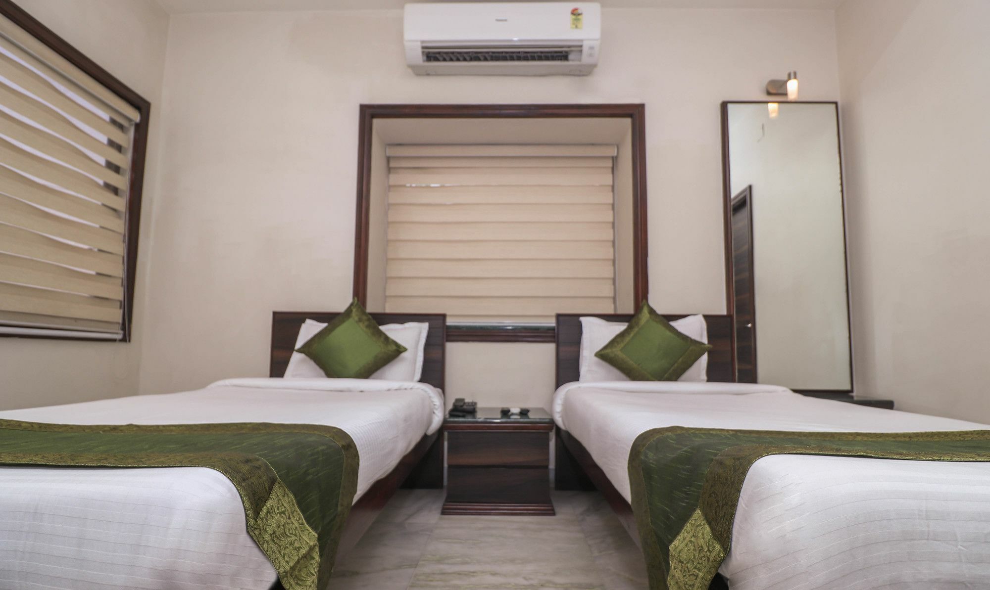 Capital O 8318 Beeu Guest House Liluāh Exterior foto